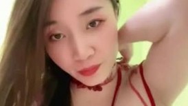 最新，新人，28岁骚妇御姐【小正太美人】皮肤白，良家范风情万种，小穴粉嫩犹如少女，区别是水太多了，家中大尺度-3