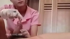 广西美女护士「白甜」给男友治疗前列腺的另类方式！30公分超长玻璃棒深插马眼！极致刺激！~1