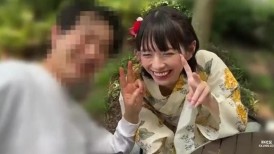 FC2 4923669 纯粹的爱情，真实的爱情。瞒着父母秘密滋养的爱情。一家老字号甜品店招牌女郎的羞涩性爱录像。[有]