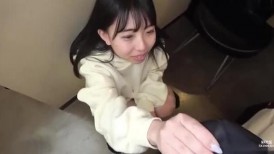 FC2 4925888 7月7日前仅需990积分！！【附赠特典！】一位刚搬到东京的娇小关西女孩。为了赚钱，她又接了一份性爱拍摄的工作♡ 在这部秘密视频中，她用激烈的口交伺候着...