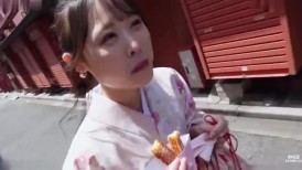 FC2 4930662 ★SSS级★ 来自东京市中心的22岁<江户女孩>，身穿可爱浴衣，享受狂野的原始性爱 ⇒ 连续射精在她粉嫩的阴道里[有]