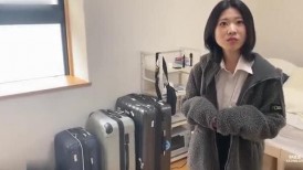 FC2 4927744 上门服务时再次拍摄性爱 ♡ 她下午休息，穿着工作服，没穿胸罩！在公寓楼下的自行车停车场进行暴露式口交和穿着衣服的性爱 ♡