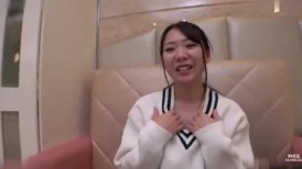 FC2 4940323 [首次拍摄/私人拍摄] 拥有令人震惊的丰满乳头和巨大乳晕的G罩杯美女！一位外表清纯的护理系学生，却拥有令人垂涎的身材♡ 在排卵期，她丰满的乳房在激烈的...