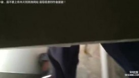 办公楼女厕全景偷拍多位美女职员各种极品鲍鱼808