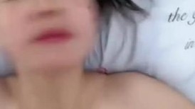 真实良家小情侣【善良的小姨子】轻熟小少妇，家中无套啪啪，阴毛浓密水超多，多角度呈现骚货另一面！-善良的小姨子_20251010_030458_1